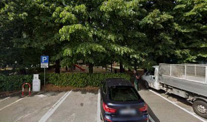 Imagen de Giardini pubblici con giochi per bambini situado en San Martino Siccomario, Provincia di Pavia