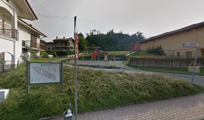 Imagen de Parco giochi situado en Baldissero D'alba, Provincia di Cuneo